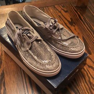 Silver sequin sherry’s never worn